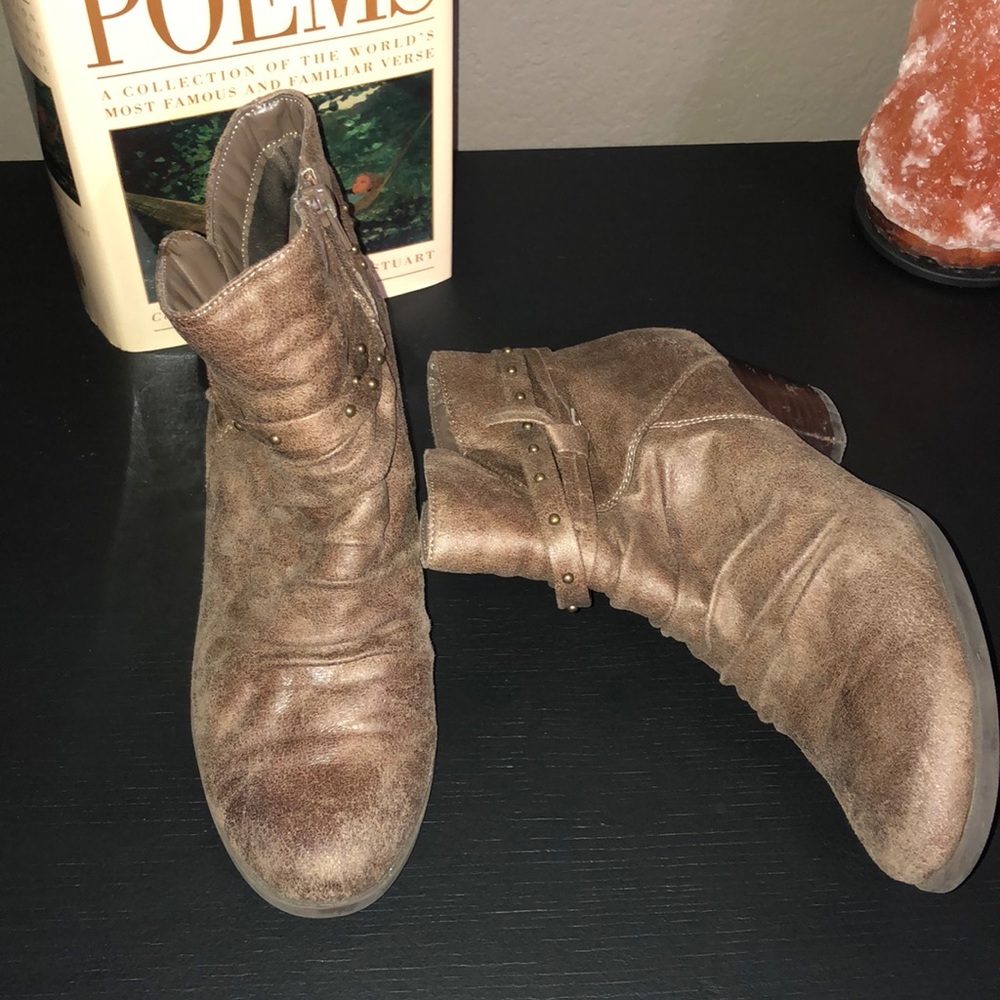 brown booties